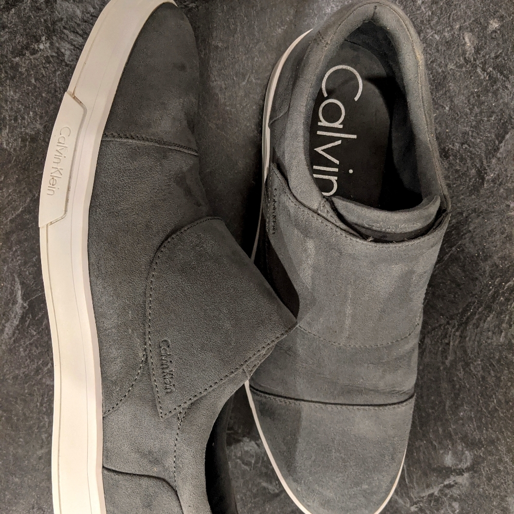 Calvin Klein Shoes Men’s Beacon Tumbled Slip On
